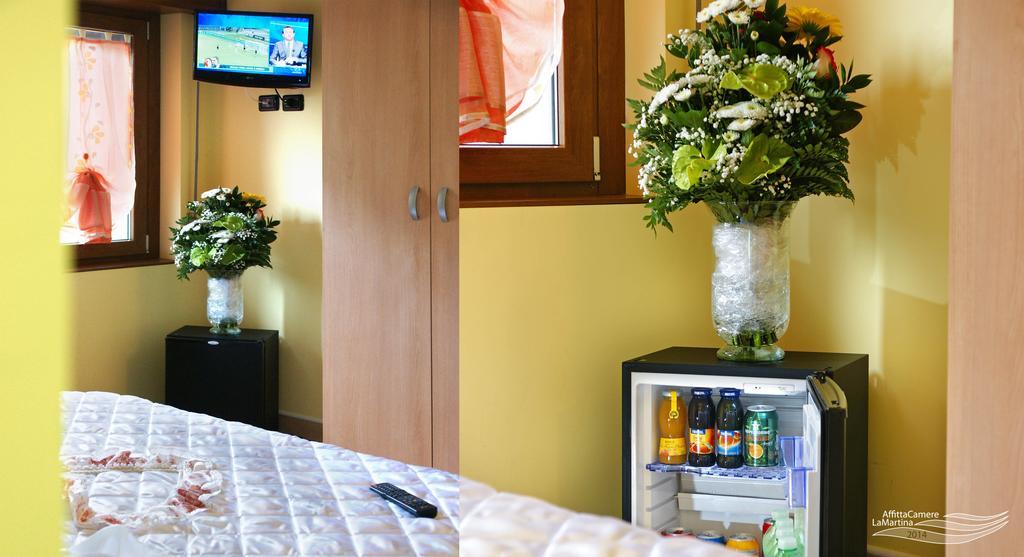 Affittacamere La Martina Vigano San Martino Chambre photo
