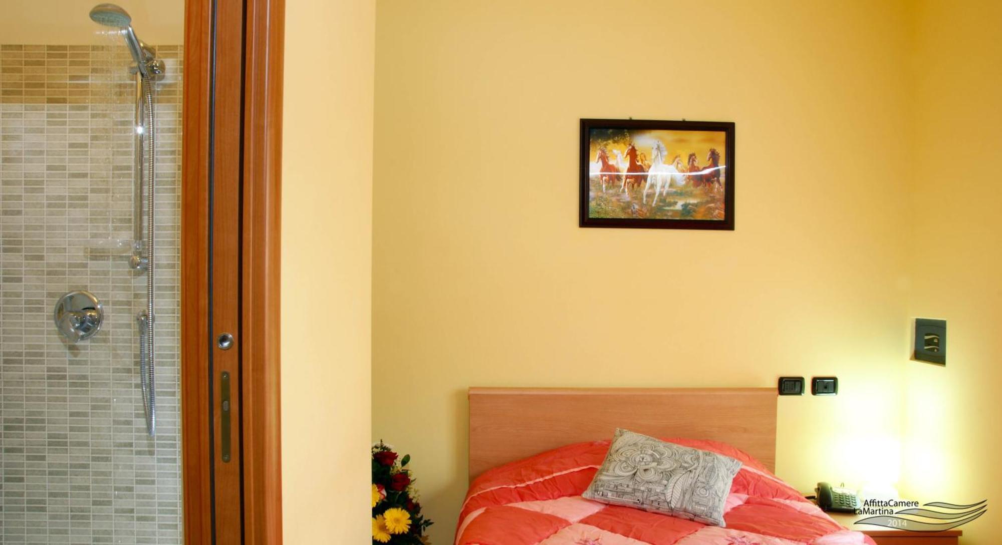 Affittacamere La Martina Vigano San Martino Chambre photo